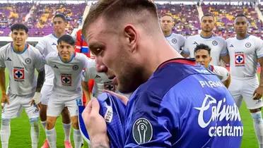 Carlos Rotondi y al fondo el equipo de Cruz Azul (Foto: GettyImages)