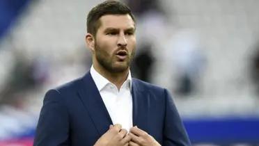 Gignac con traje. Foto: Superl1der