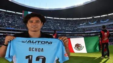 Guillermo Ochoa luciendo dorsal y bandera de México/ Foto Mi Selección.