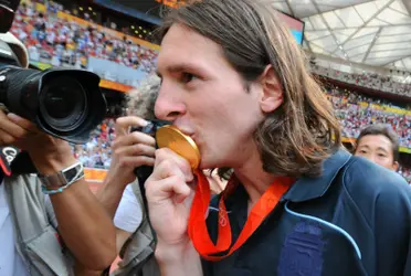 Messi ya logró ganar la medalla de oro durante los Juegos Olímpicos de Beijing 2008 
