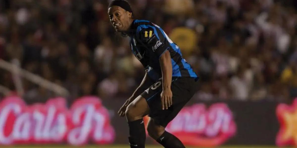 Ronaldinho | Foto: @Club_Queretaro