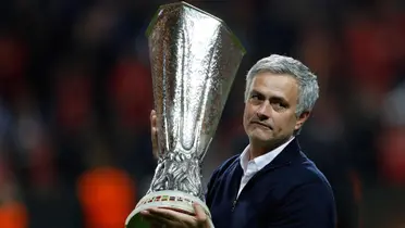 El equipo al que espera volver Mou logró ganar la Europa League gracias a su ayuda.