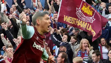 El ídolo de los 'Hammers' que está más que feliz con el mexicano en el equipo de sus amores.