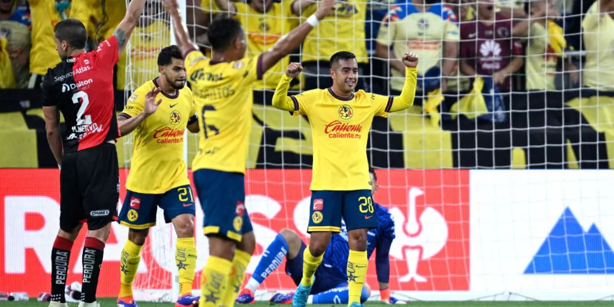 Erick Sánchez festejando su primer gol con el Club América (Foto: GettyImages)