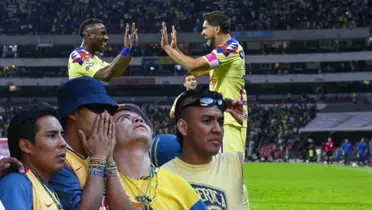 Henry Martín y Julián Quiñones en el Estadio Azteca y afición americanista | Foto: TV Azteca