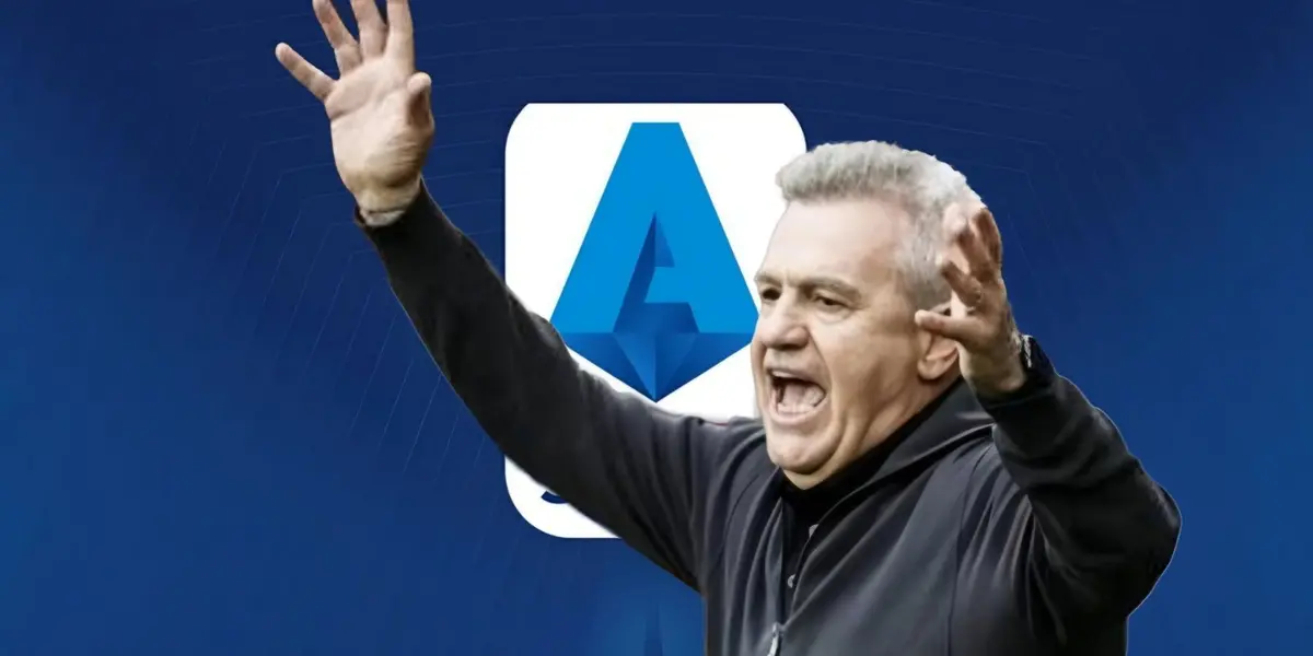 Javier Aguirre y al fondo el logo de la Serie A (Foto: Especial)