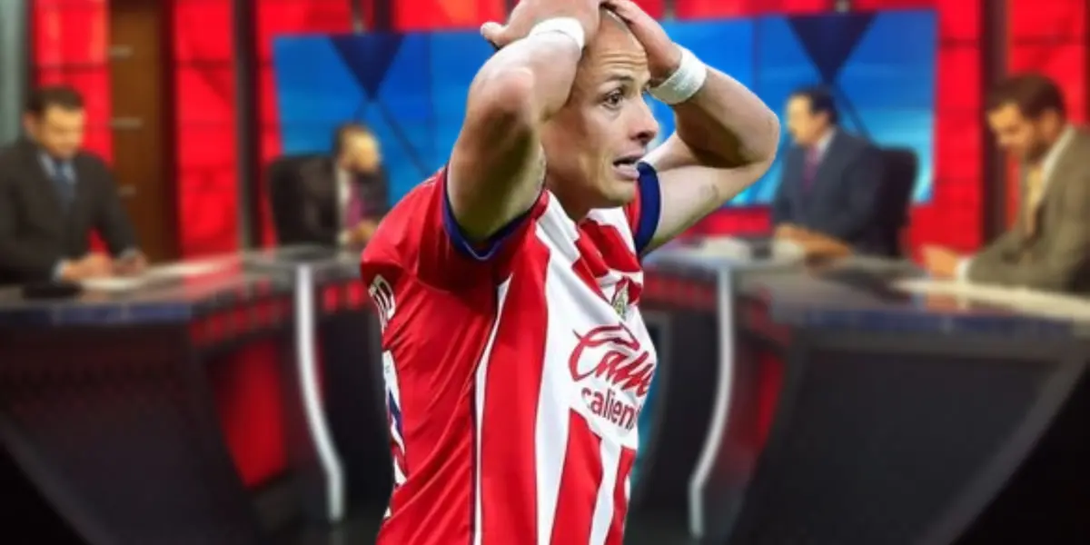 Javier Hernández desesperado en Chivas / Imagen: TUDN