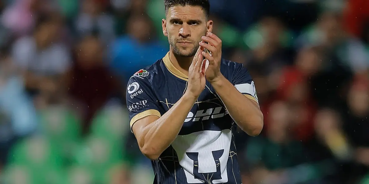 Lisandro Magallán con Pumas / Manuel Guadarrama Getty Images