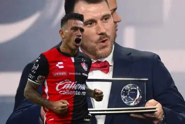 Lozano es un habilidoso extremo que juega en los Zorros del Atlas 