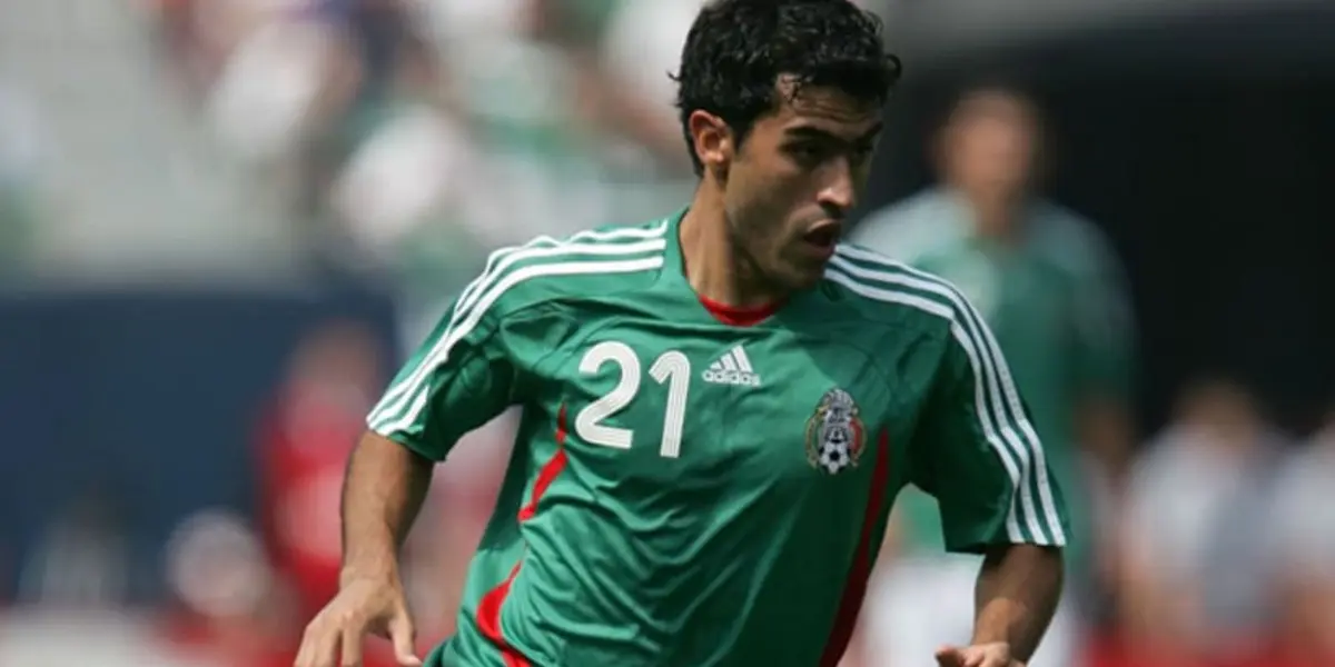 Nery Castillo en u partido de la Selección Mexicana (Foto: GettyImages)