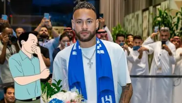 Neymar Jr. investido con los colores de Al-Hilal.