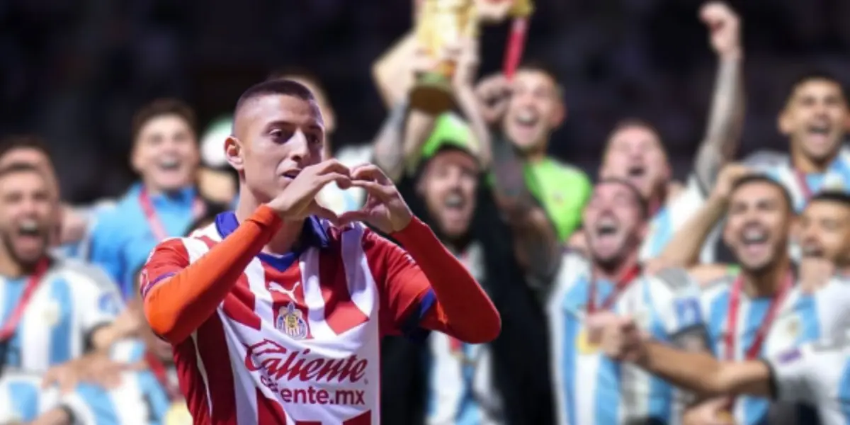 Roberto Alvarado celebrando un gol con la camiseta de Chivas | Foto: Claro Sports