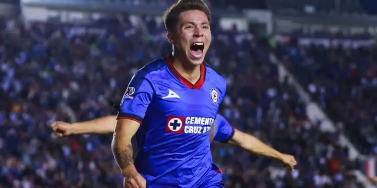 Rodrigo Huescas con Cruz Azul (Foto: Imago7)